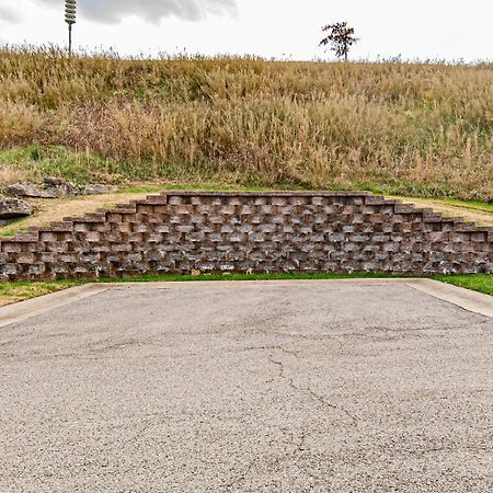 Two Bedroom Villa In The Heart Of Branson! Exteriör bild
