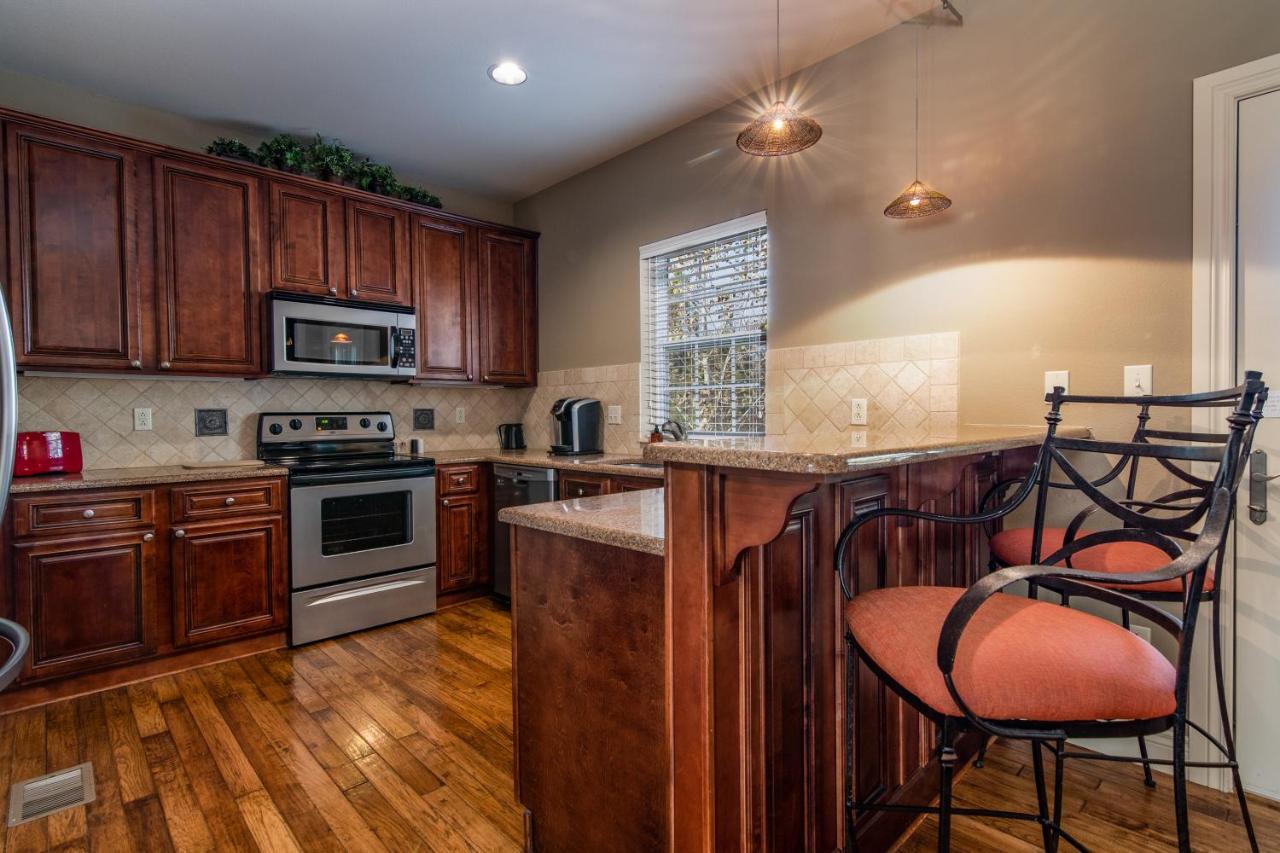 Two Bedroom Villa In The Heart Of Branson! Exteriör bild