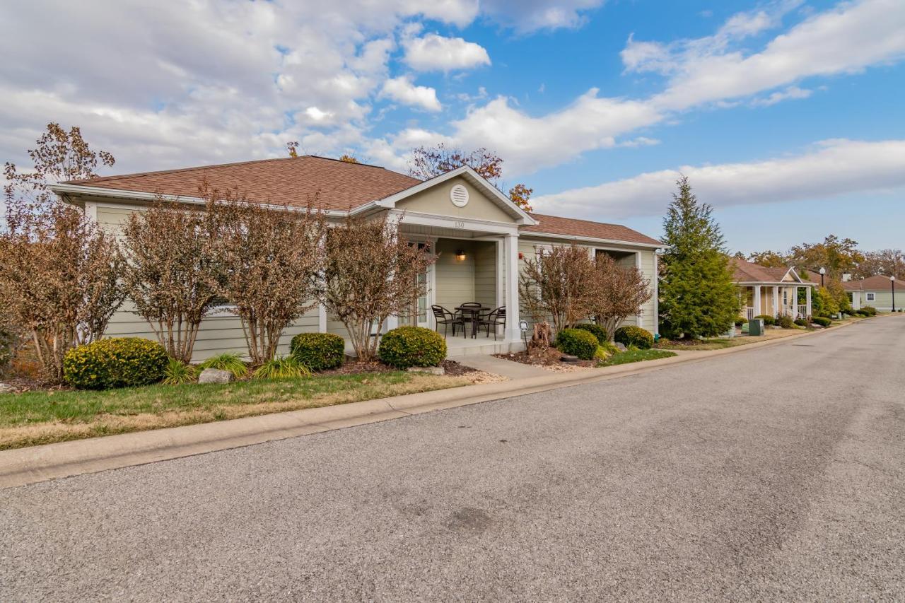 Two Bedroom Villa In The Heart Of Branson! Exteriör bild